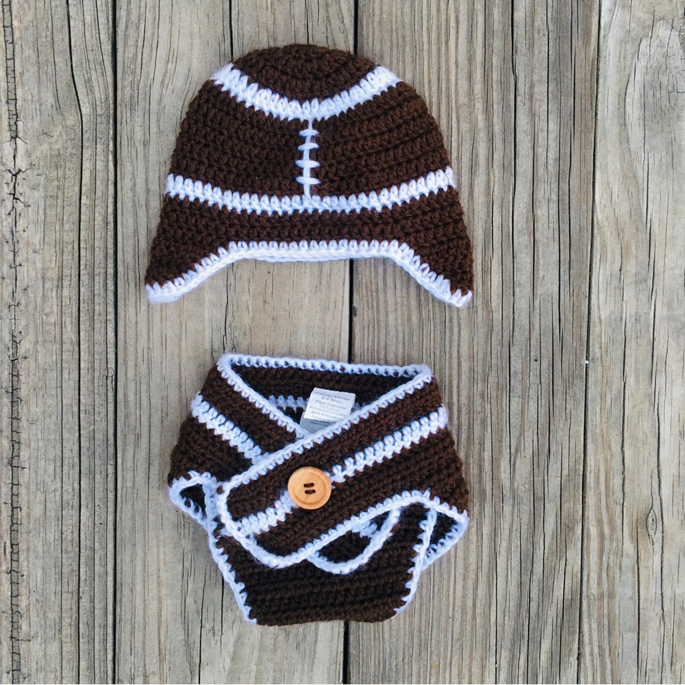 So'Dorable Hand Crotched Football Set for Baby Pictures Prop 0-6 months